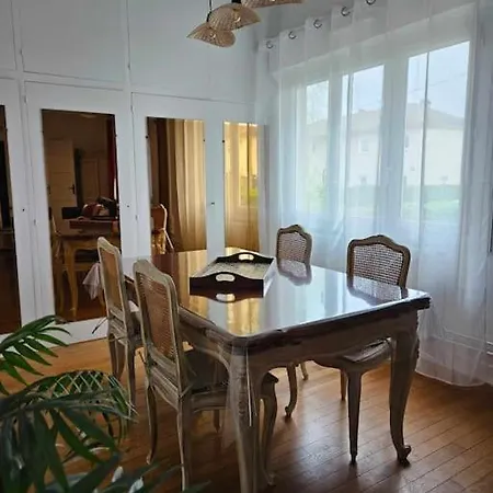 Holiday home Maison Beauvais-tille Aeroport Beauvais