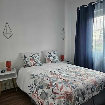 Nyaraló Maison Beauvais-tille Aeroport *