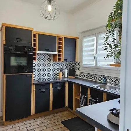 度假居 Maison Beauvais-tille Aeroport 博韦